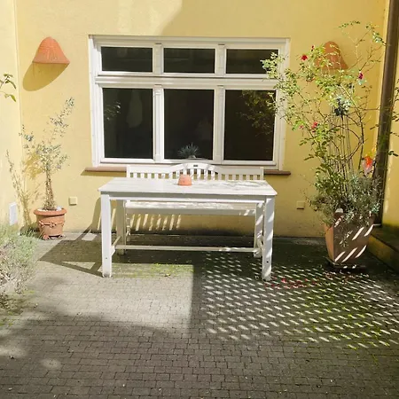 Centrally Located With A View Of Elisabethkirche Apartment